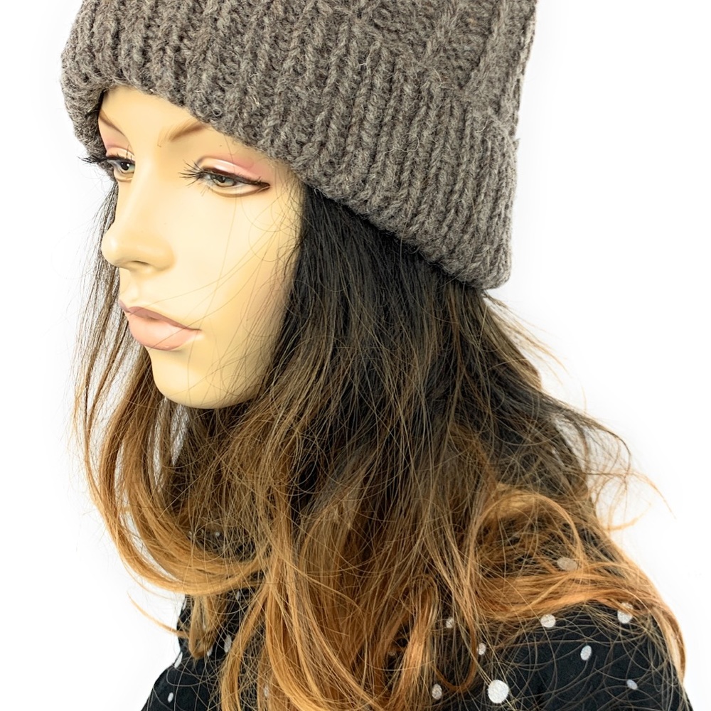 Chunky Woolen beanies - Picture 7 of 8